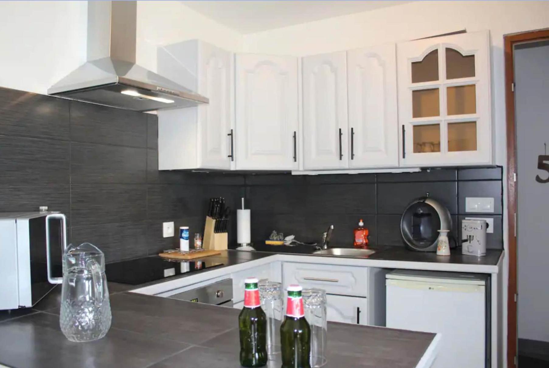 Appartement Avec Parking Gratuit Et Wifi Vierzon Exterior photo